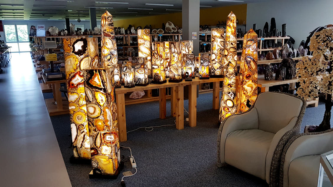 Achat Lampen in verschiedener Grössen erhältlich