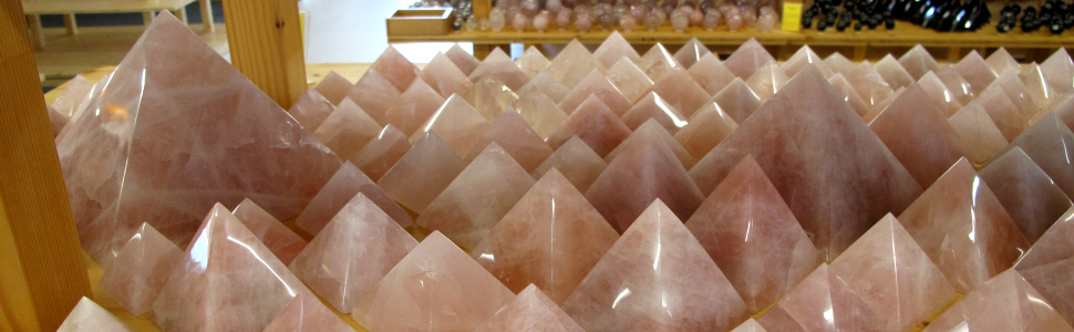Rosenquarz Pyramiden