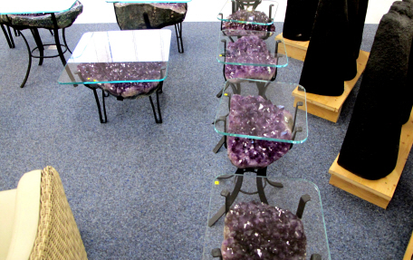 Salontische oder Beistelltische aus Amethyst gefertigt