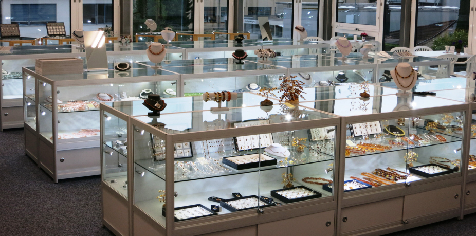 Schmucksteine Schmuckketten Schmuckringe Designerschmuck